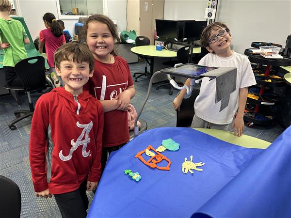 Students in the Smart Lab